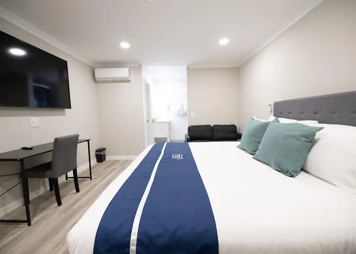 Omeo Suites